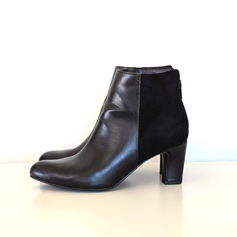 GU JAPAN Black Ankle Boots with Chunky Heel